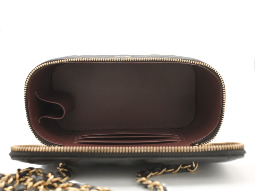 Chanel Black Caviar Quilted Small NWT Vanity Case