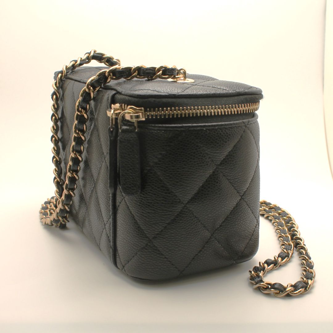Chanel Black Caviar Quilted Small NWT Vanity Case