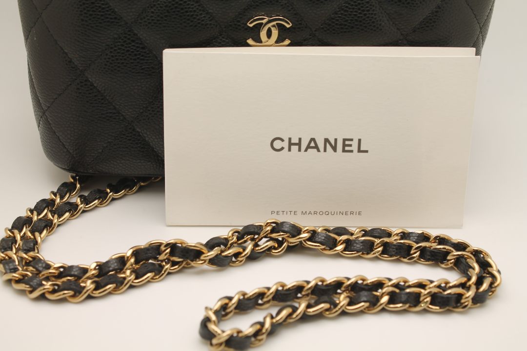 Chanel Black Caviar Quilted Small NWT Vanity Case