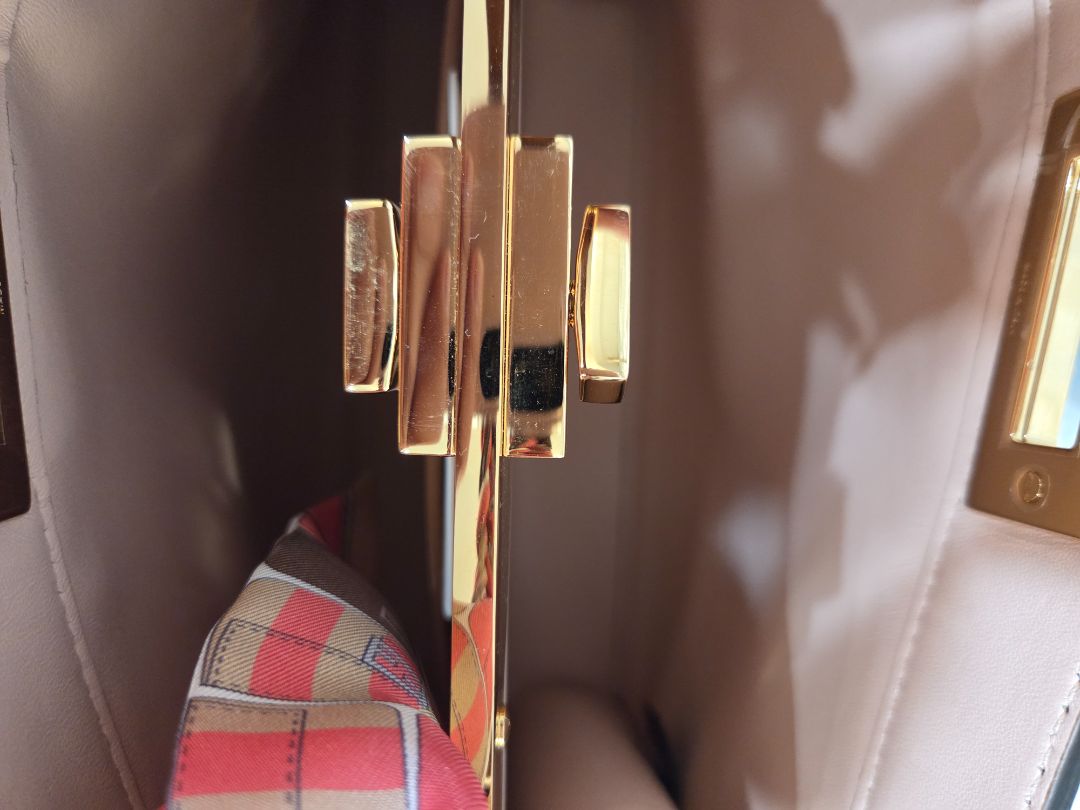 Fendi Tan Peekaboo ISeeU Medium bag