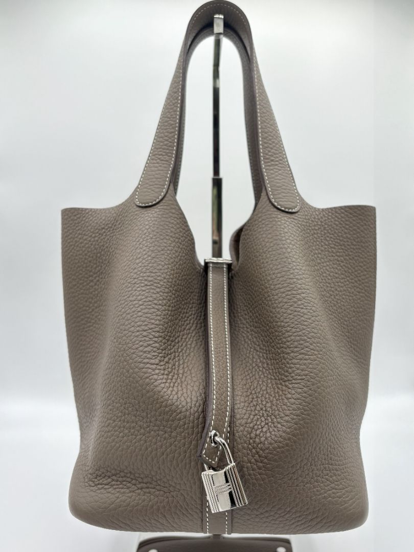 Hermes Taurillon Clemence Picotin Lock 22 MM