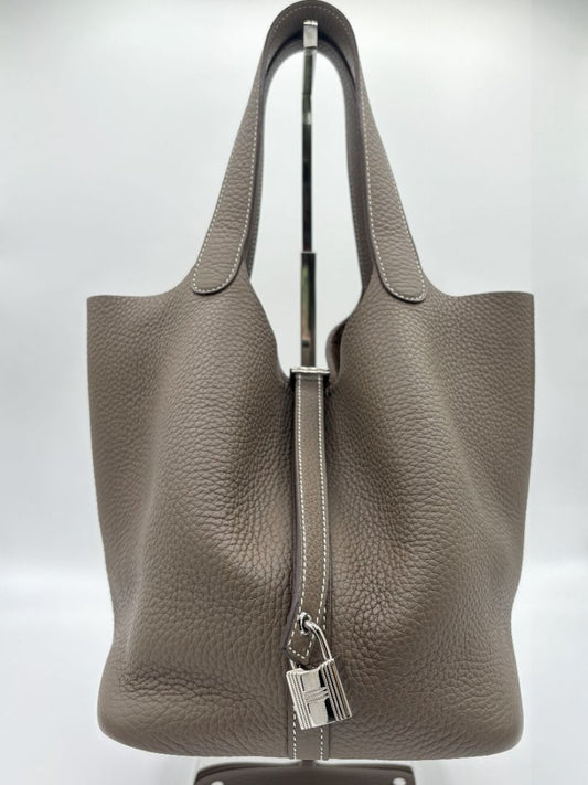 Hermes Taurillon Clemence Picotin Lock 22 MM