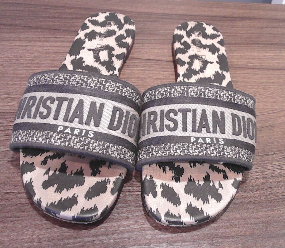 Christian Dior Leopard Print Dway Mizza Slides, 39
