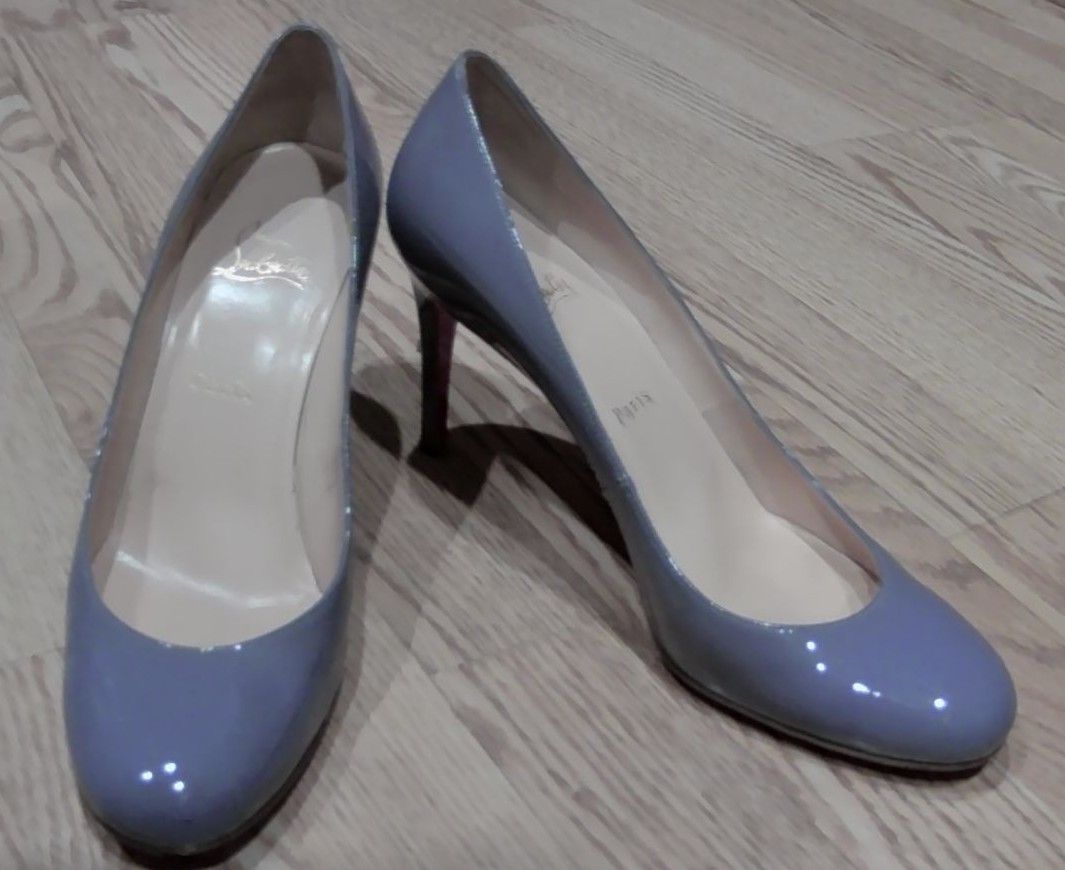 Christian Louboutin Pastel Purple Patent Leather Simple Pumps, 40