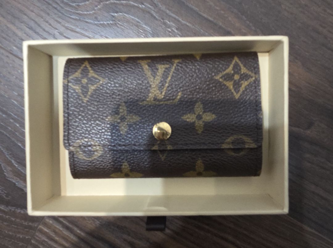 Louis Vuitton Brown Monogram 6-Key Holder Wallet