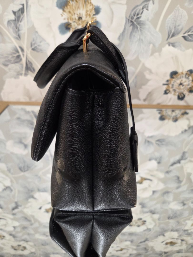 Louis Vuitton Black Madeleine Monogram Empreinte Handbag