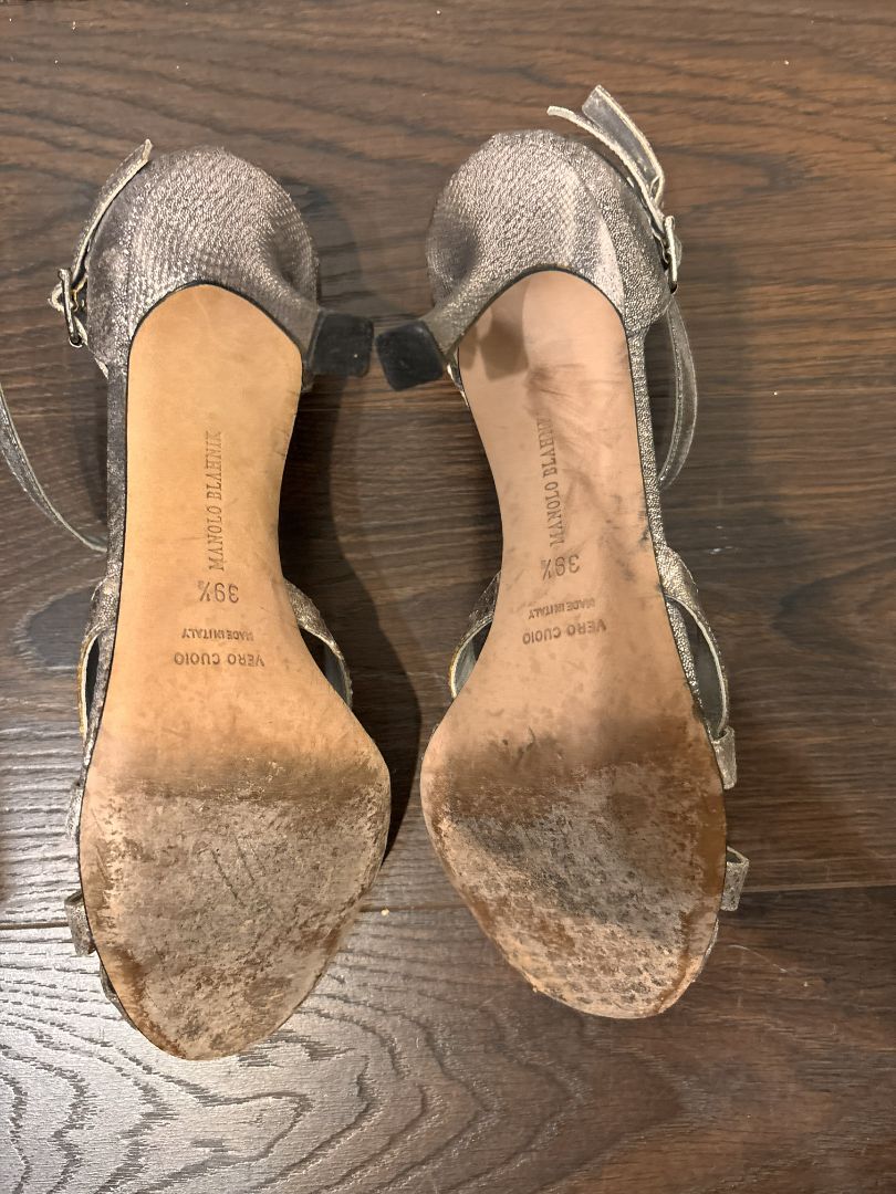 [Box in Back] Manolo Blahnik Silver Metallic Leather Snake Print Heeled Sandals, 39.5