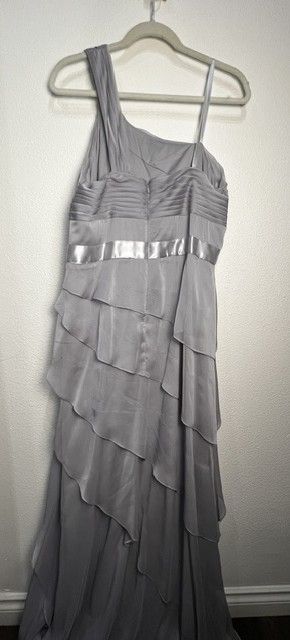 Adrianna Papell Light Gray One-Shoulder Ruched Waist Tiered Dres, 18