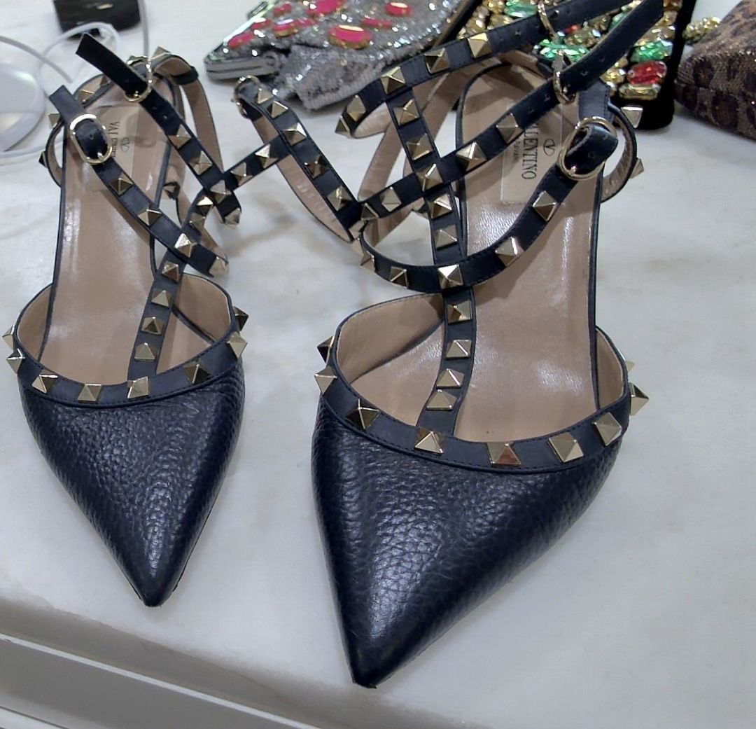 Valentino Garavani Dark Gray Rockstud Double T-Strap Heels, 39