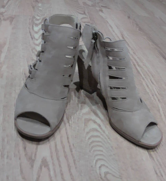 Paul Green Beige Mindy Block Heel Peep Toe Booties, 7.5