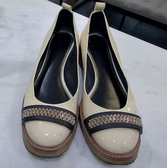 Lanvin Ivory Patent Leather Embellished Chain Flats, 40