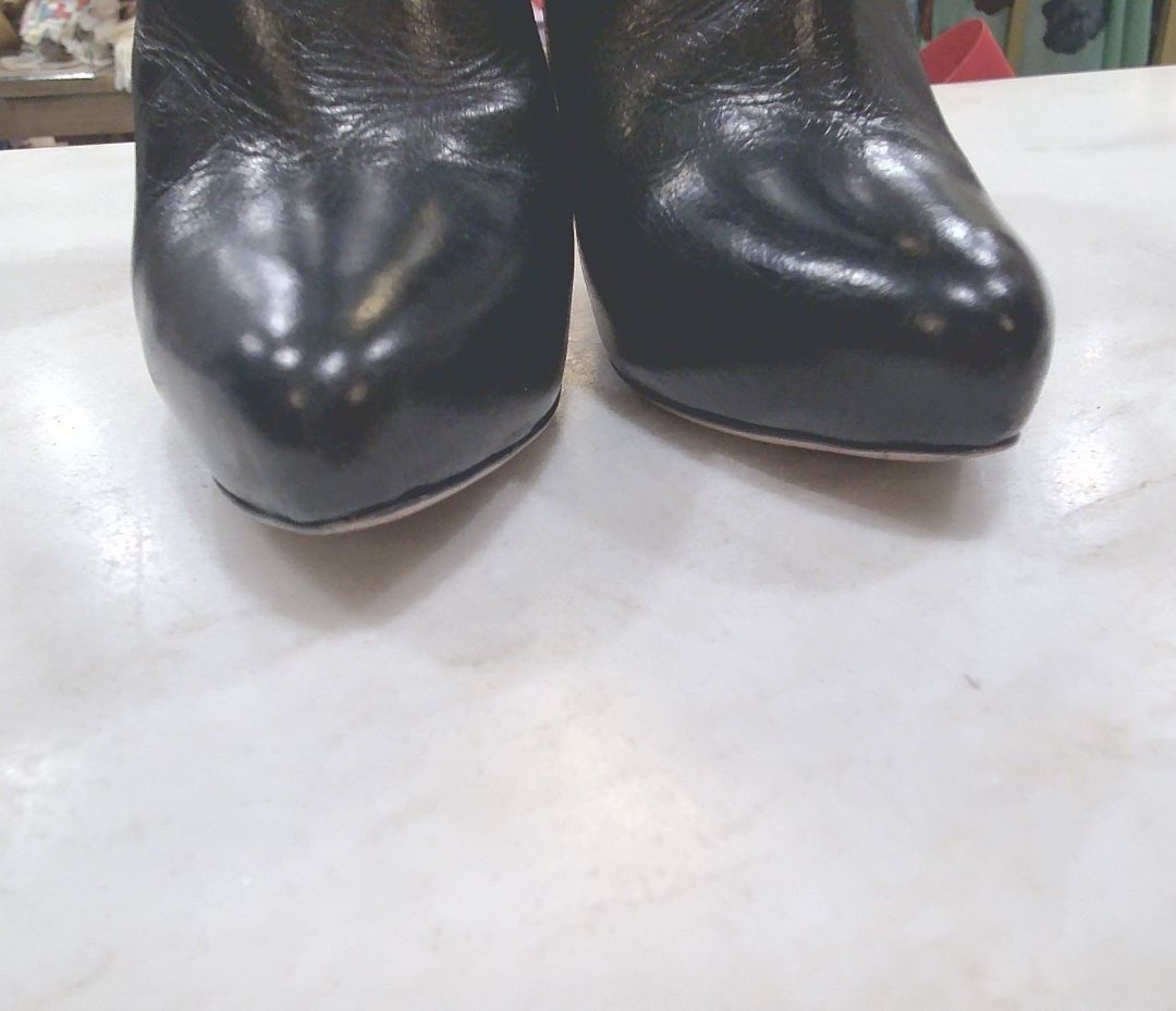 [Box above] Prada Black Calzature Donna Leather Heel Ankle Boots, 39