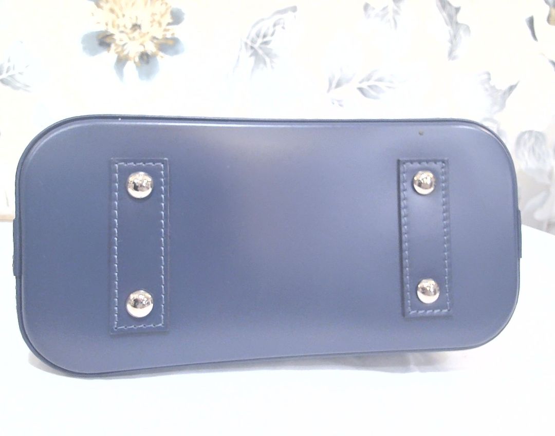 Louis Vuitton Navy Alma BB Epi Crossbody Handbag [Full set box & bag in back]