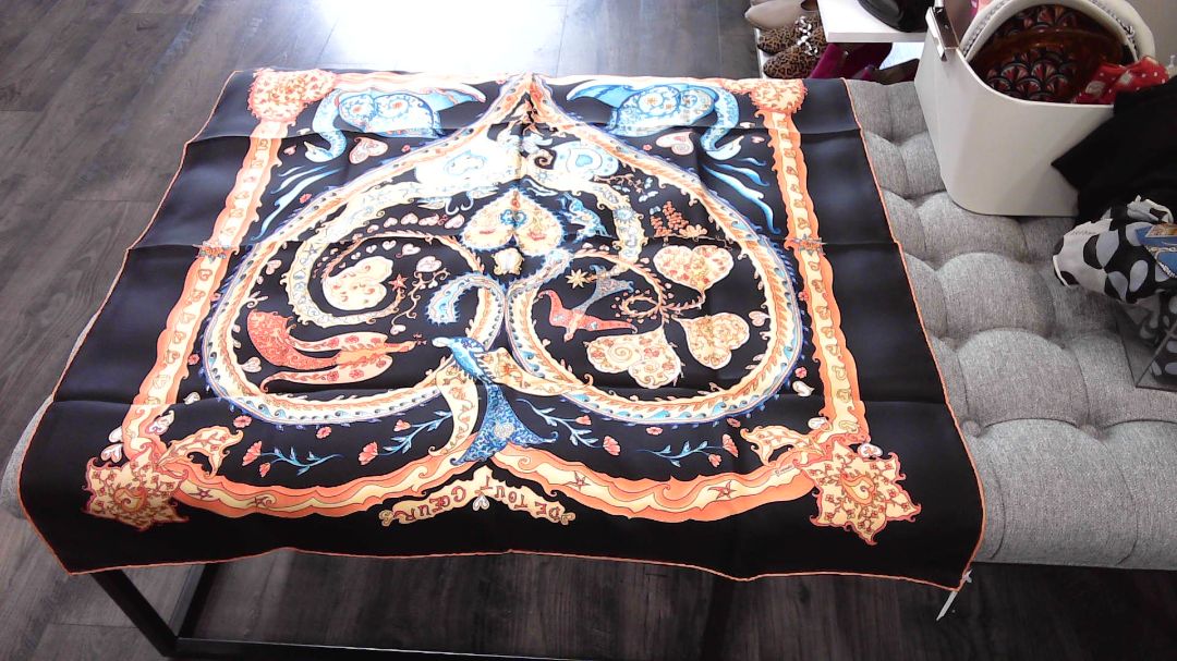 Hermès Black Orange Carré 90 De Tout Coeur by Zoe Pauwels Scarf, 90cm (HAS BOX)