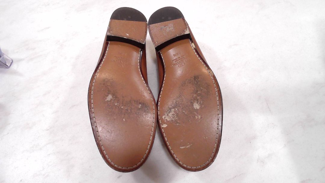 Valentino Garavani Tan VLogo Signature Leather Loafers, 38.5