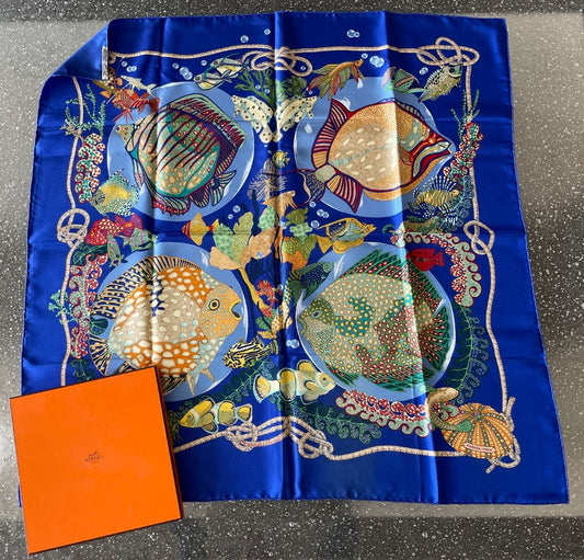 Hermès Blue Carré 90 Grand Fonds Scarf, 90cm [HAS BOX]